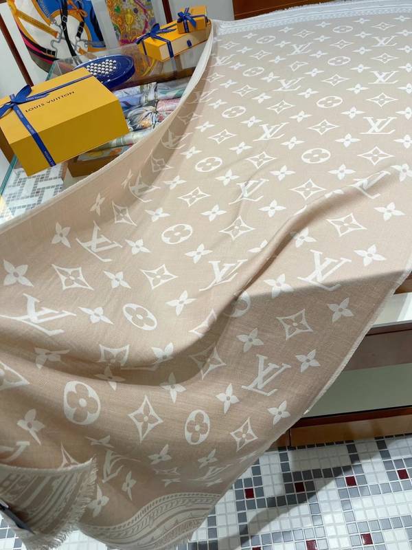 Louis Vuitton Scarf LVC00509